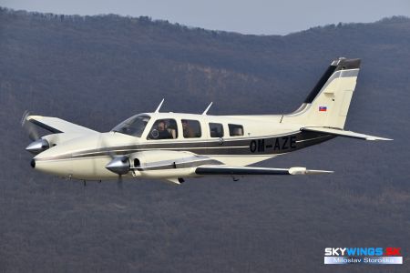 Beech 58P OM-AZE