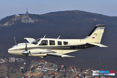 Beech 58P OM-AZE