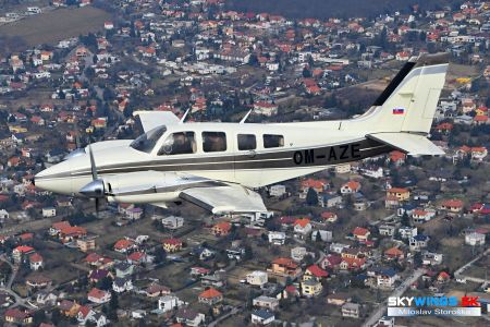 Beech 58P OM-AZE