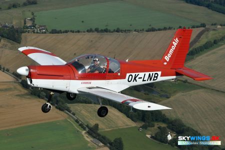 ZLIN 142 OK-LNB