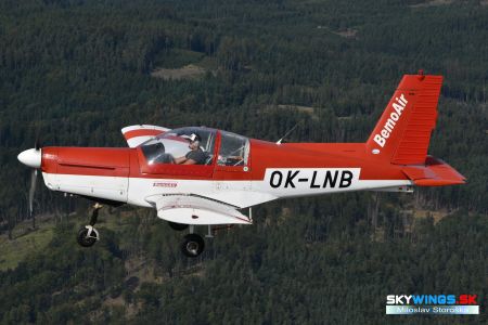 ZLIN 142 OK-LNB