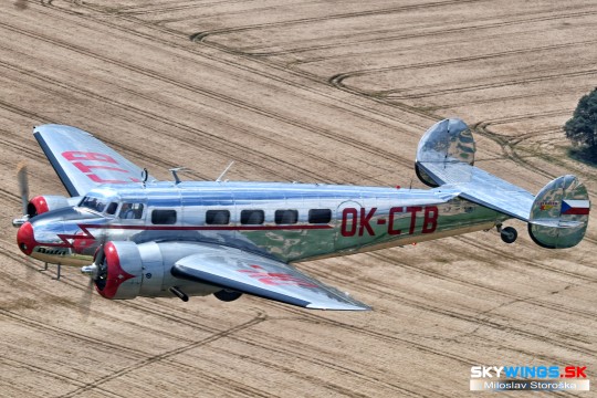 Lockheed Electra 10-A N241M